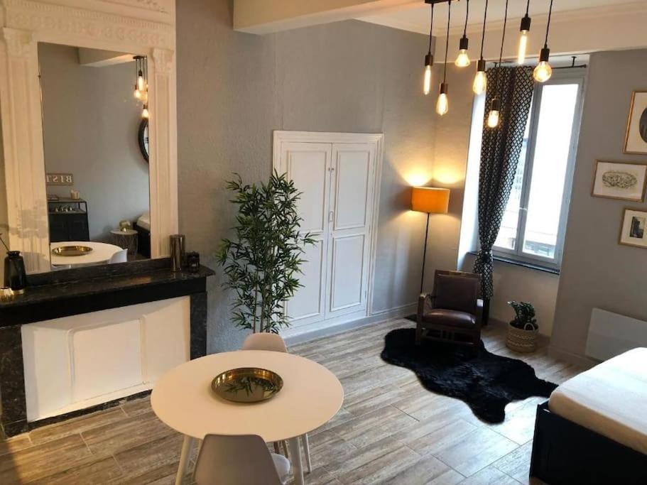 Studio Au Pied De La Cite Carcassonne Buitenkant foto